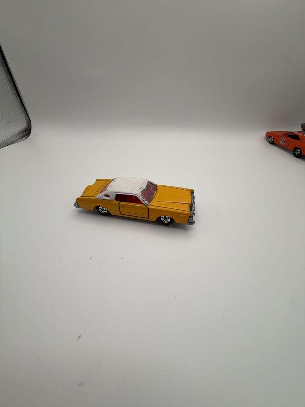 Tomica F4 Ford Continental Mark IV Vintage Diecast Toy Car